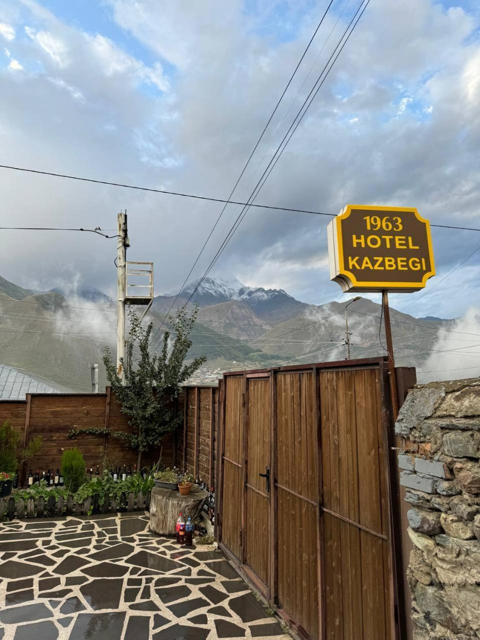 Hotel Kazbegi 1963 Esterno foto
